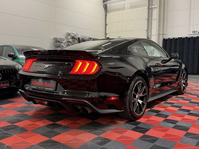 2020 Ford Mustang – nuotrauka 4