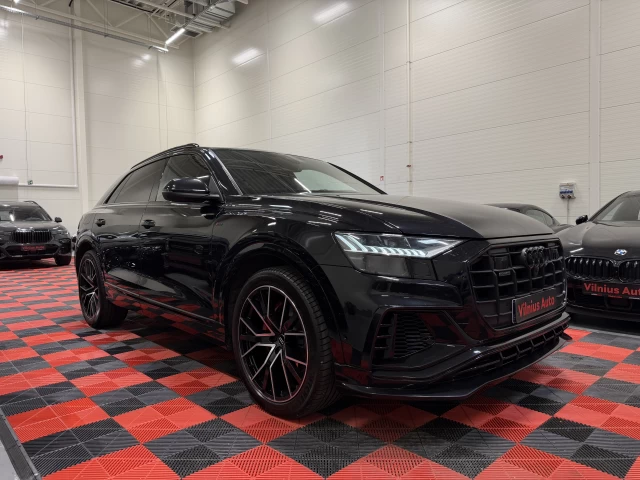 2021 Audi Q8 – nuotrauka 3