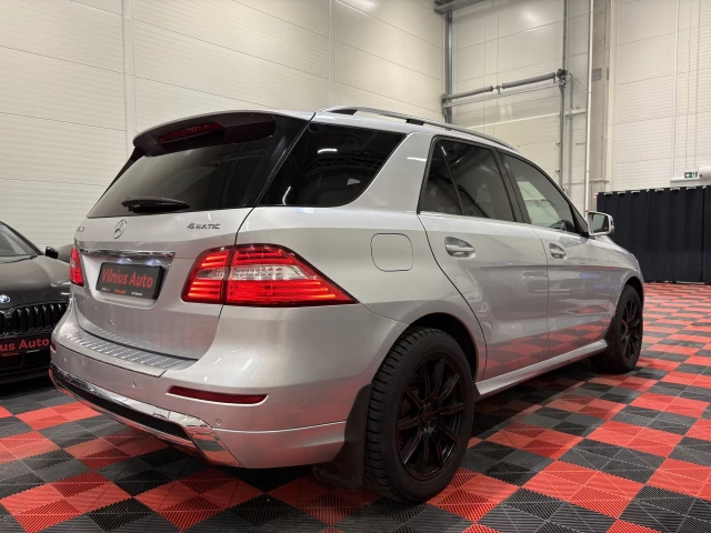 2015 Mercedes-Benz ML400 – nuotrauka 4