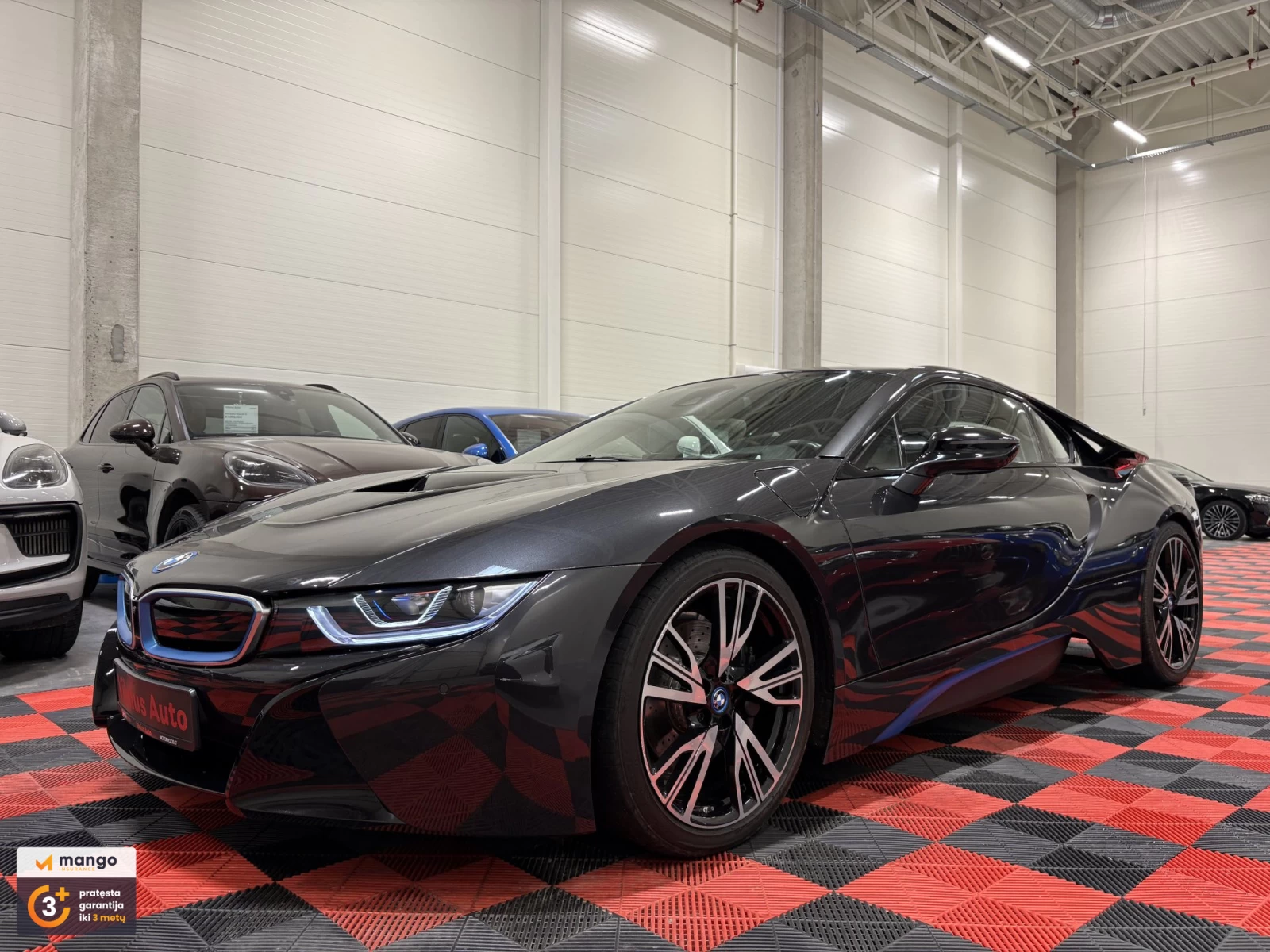 2017 BMW i8 – nuotrauka 1