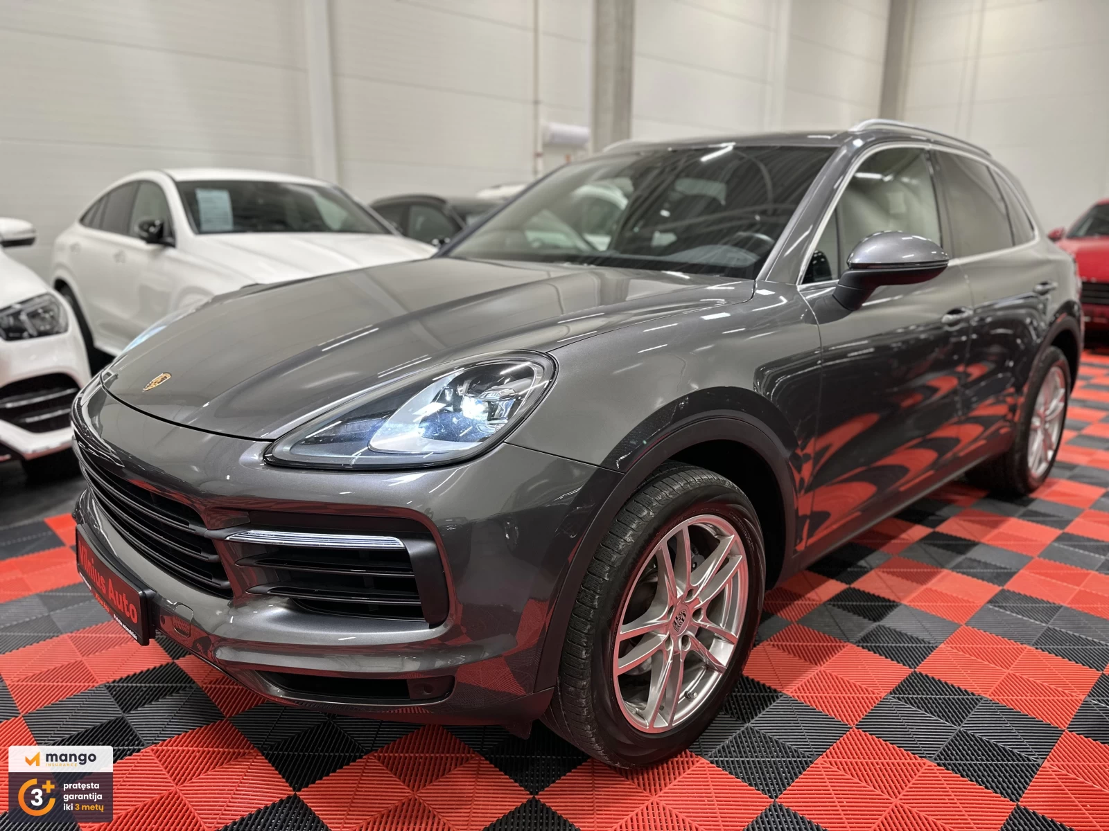 2020 Porsche Cayenne – nuotrauka 1