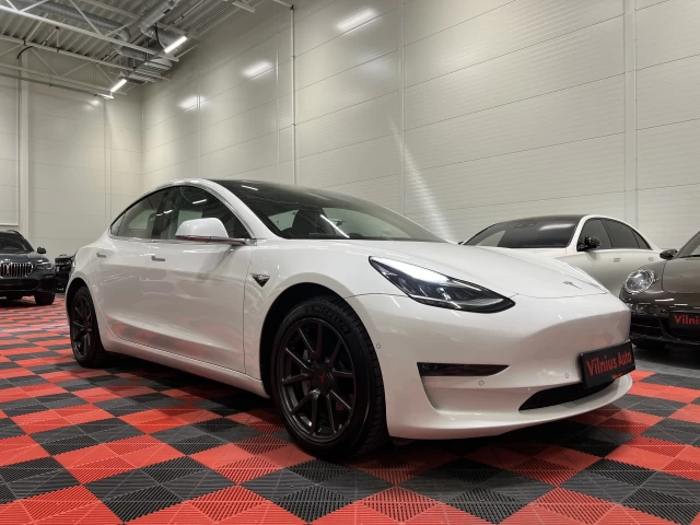 2020 Tesla Model 3 – nuotrauka 3