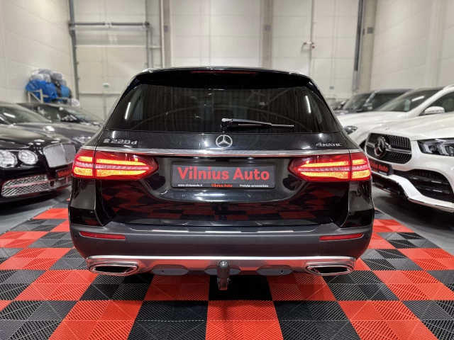 2017 Mercedes-Benz E220 – nuotrauka 5