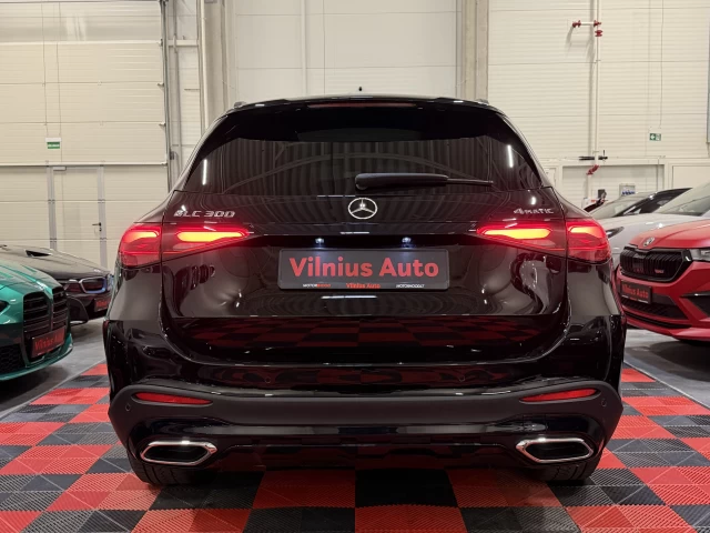 2023 Mercedes-Benz GLC300 – nuotrauka 5
