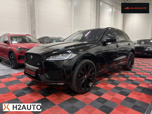 2017 Jaguar F-Pace