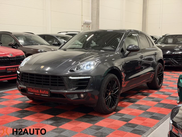 2017 Porsche Macan