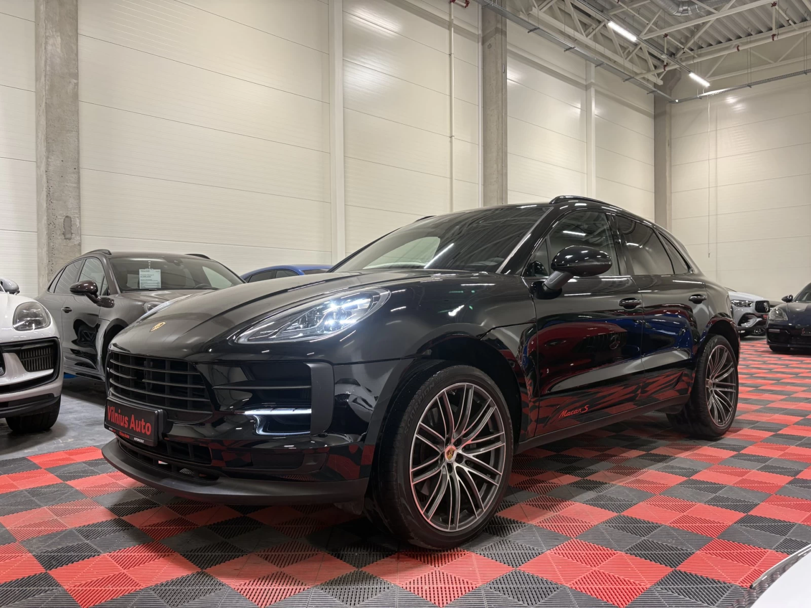2020 Porsche Macan – nuotrauka 1