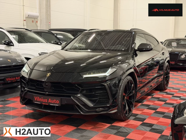 2020 Lamborghini Urus