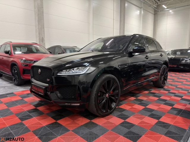 2017 Jaguar F-Pace