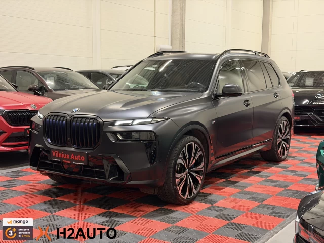 2024 BMW X7