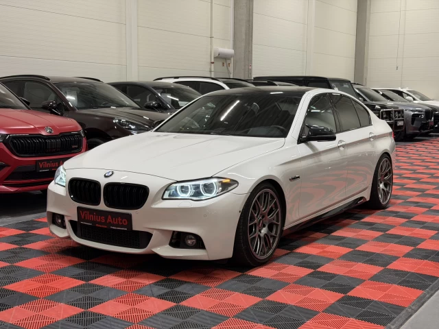 2016 BMW 550