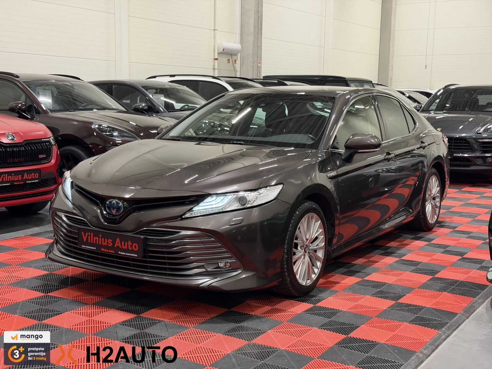 2019 Toyota Camry – nuotrauka 1