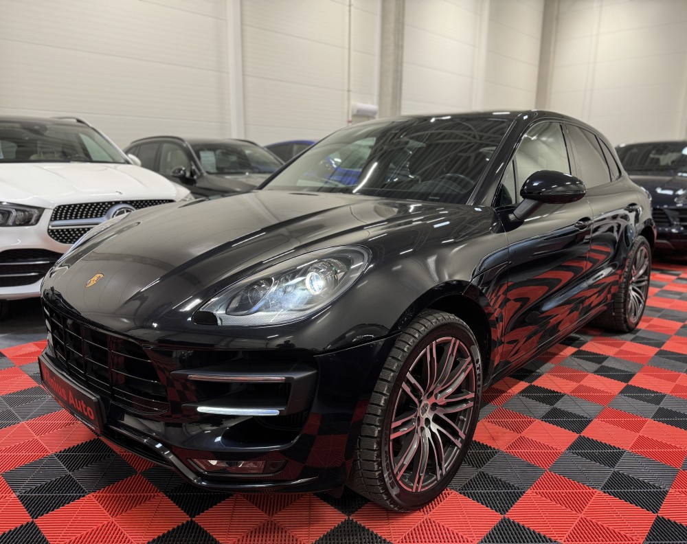 2015 Porsche Macan