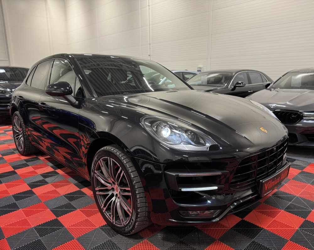 2015 Porsche Macan