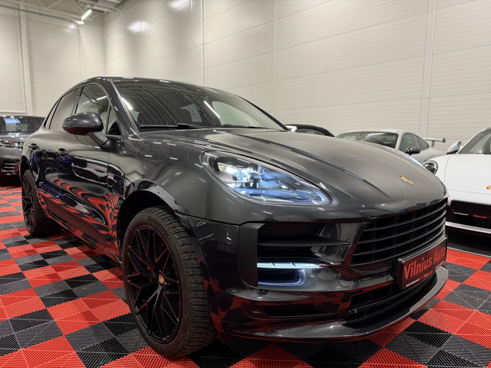 2020 Porsche Macan