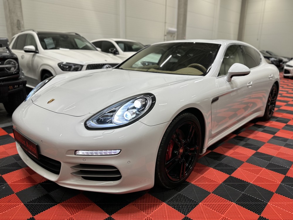 2014 Porsche Panamera