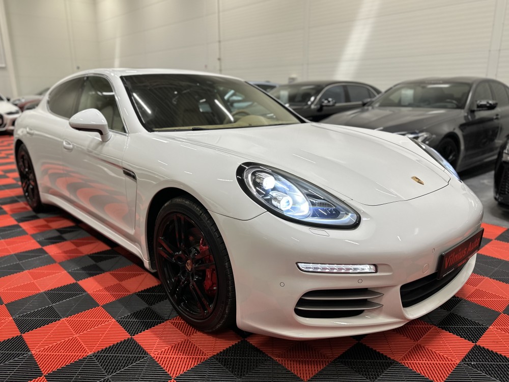 2014 Porsche Panamera