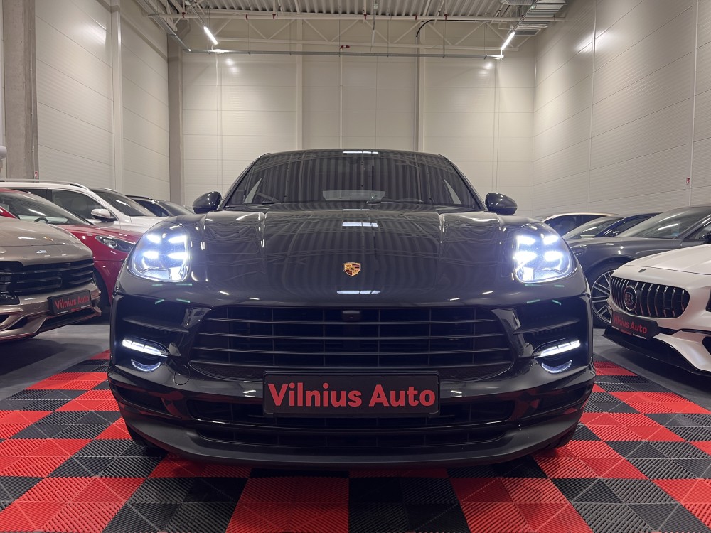 2020 Porsche Macan