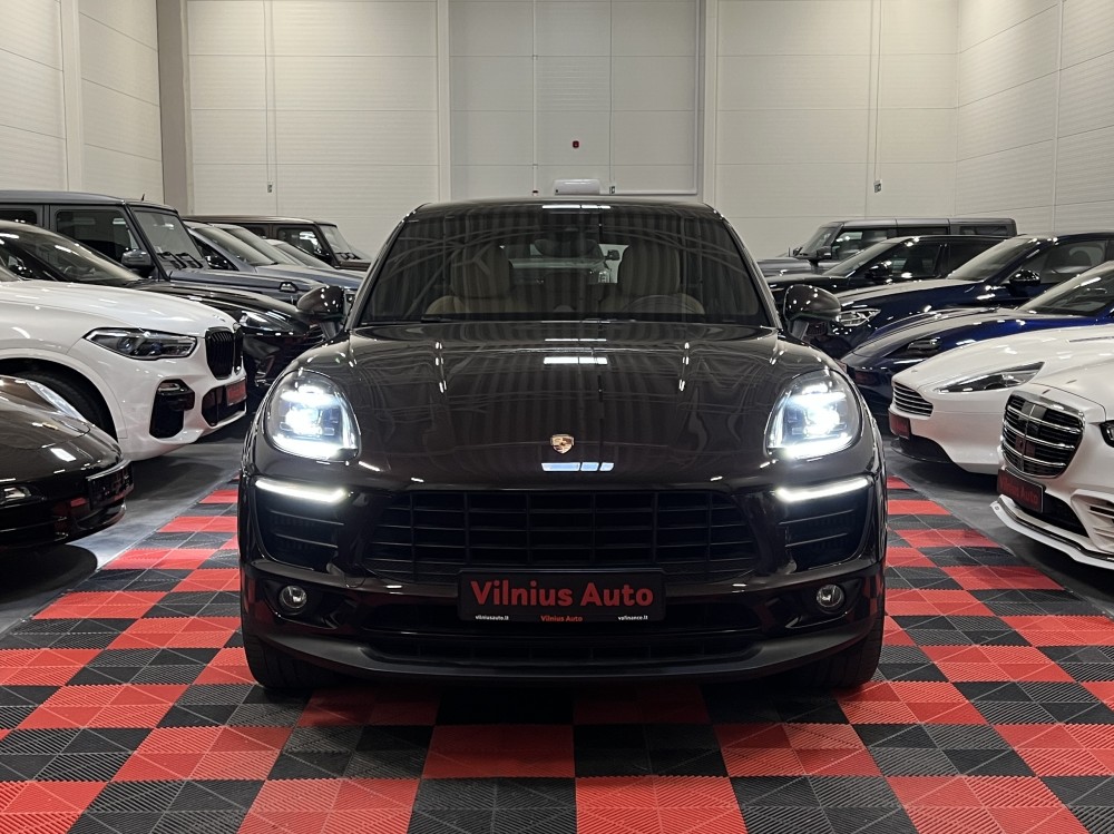 2018 Porsche Macan