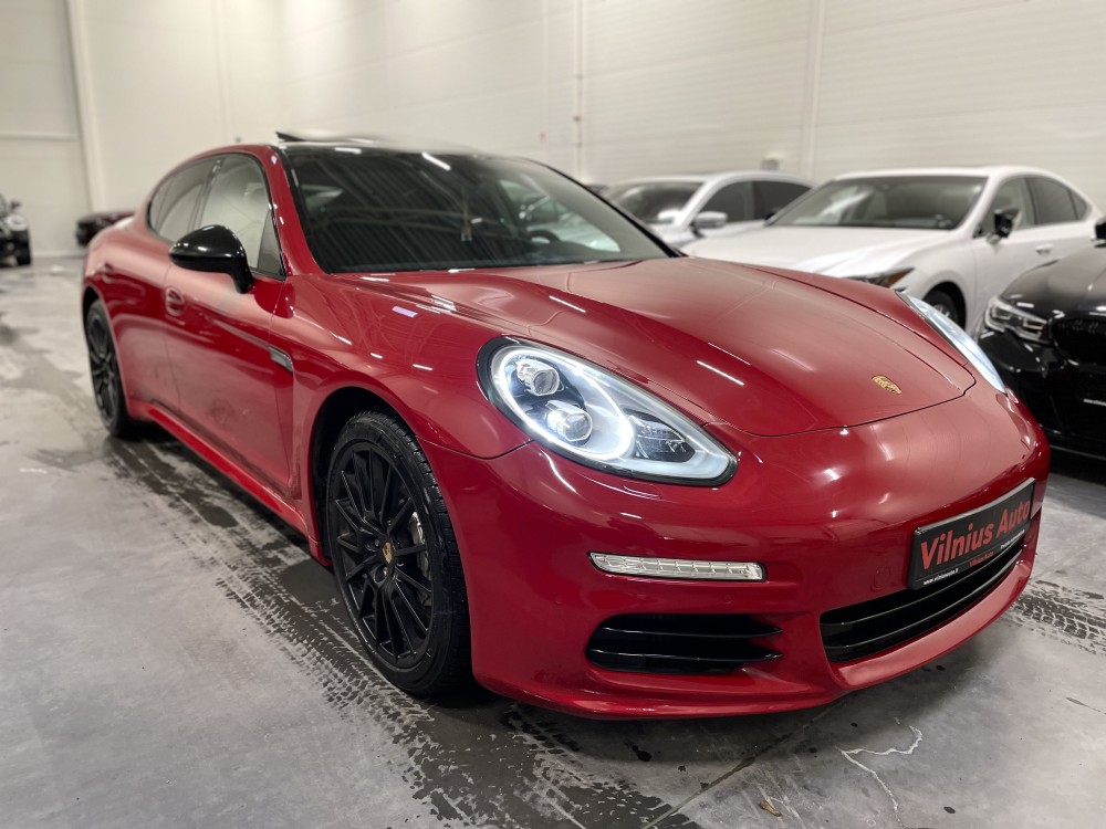 2014 Porsche Panamera