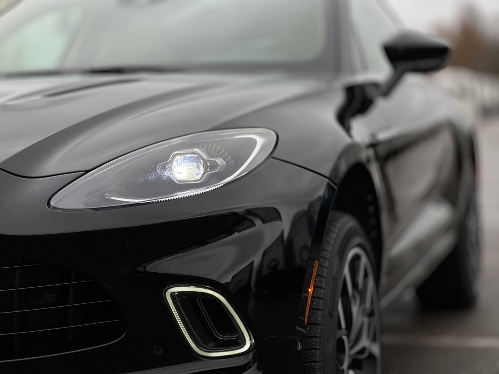 2021 Aston Martin DBX