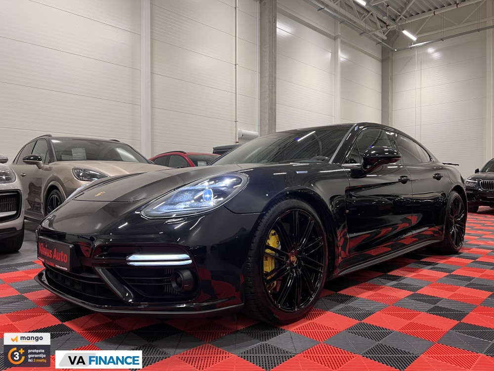 2017 Porsche Panamera