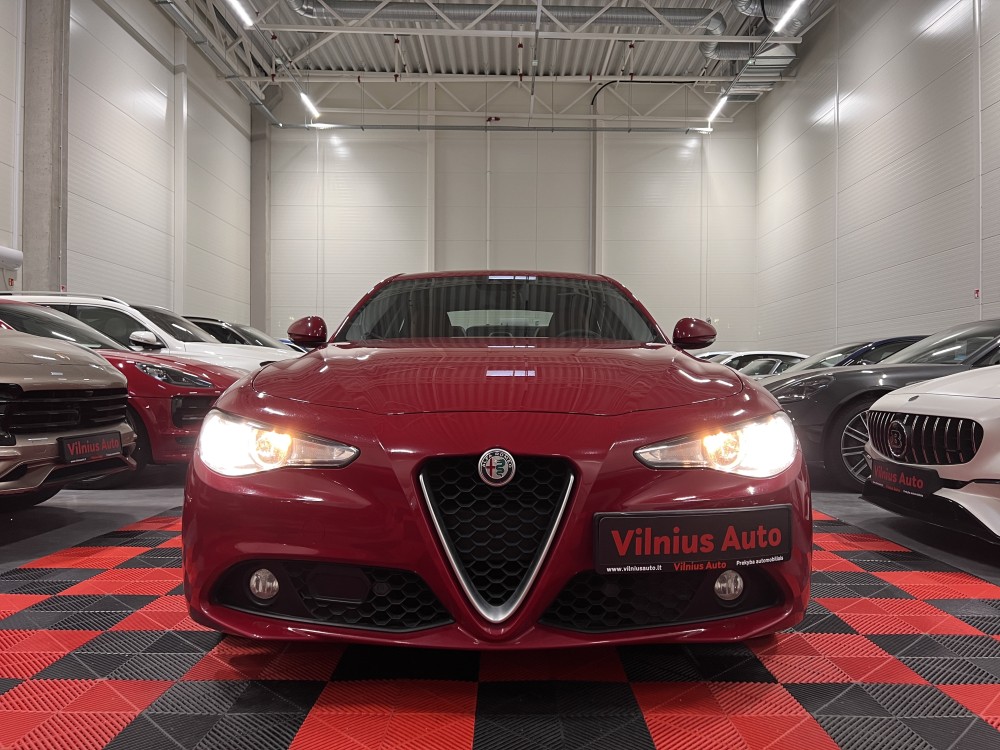 2017 Alfa Romeo Giulia