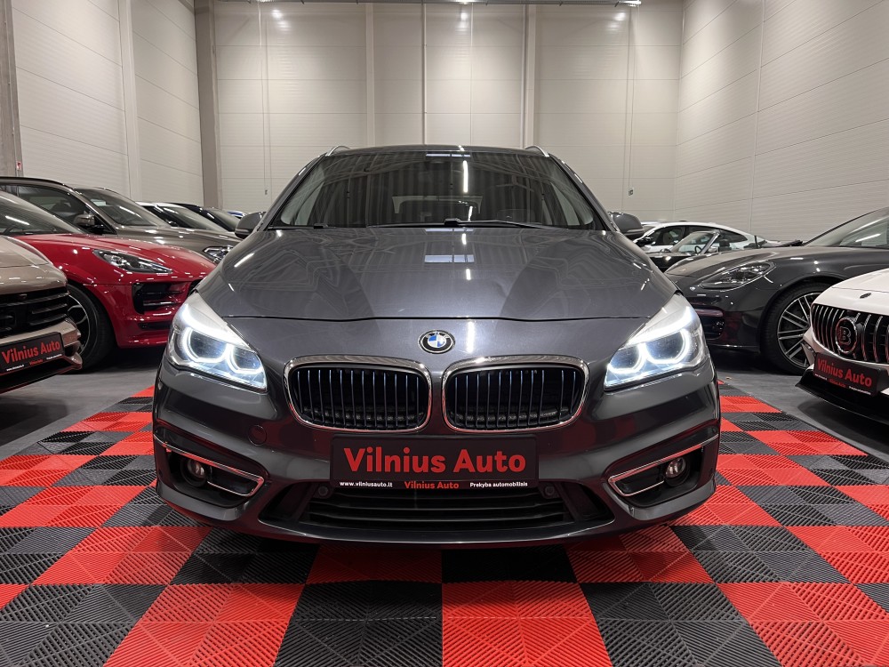 2017 BMW 225