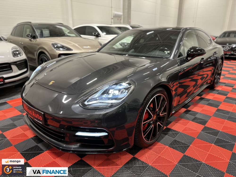 2019 Porsche Panamera