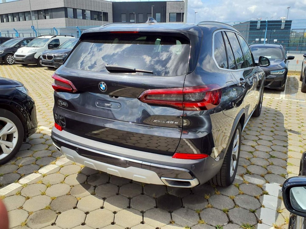 2021 BMW X5