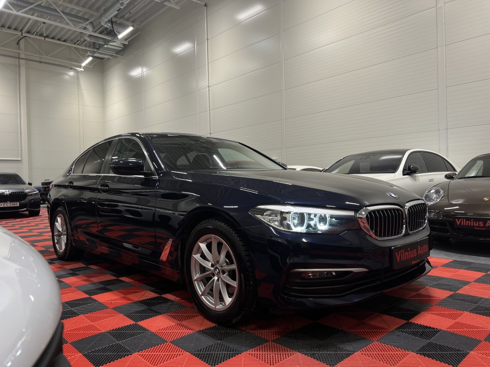 2019 BMW 520