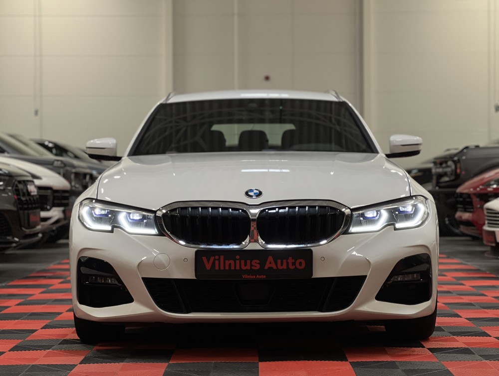 2022 BMW 320