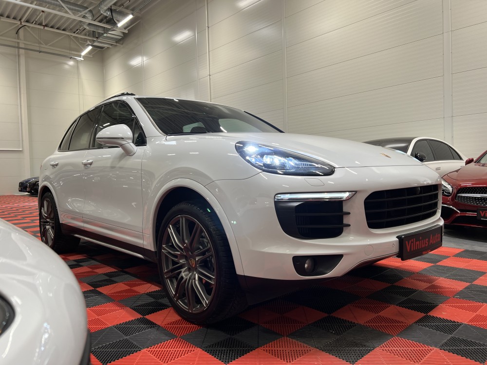 2016 Porsche Cayenne