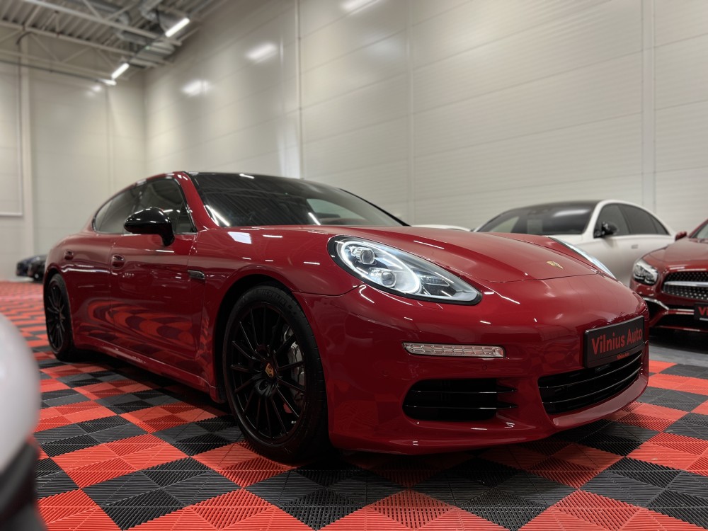 2014 Porsche Panamera