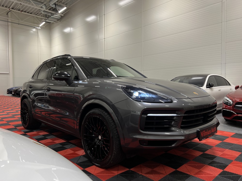 2023 Porsche Cayenne