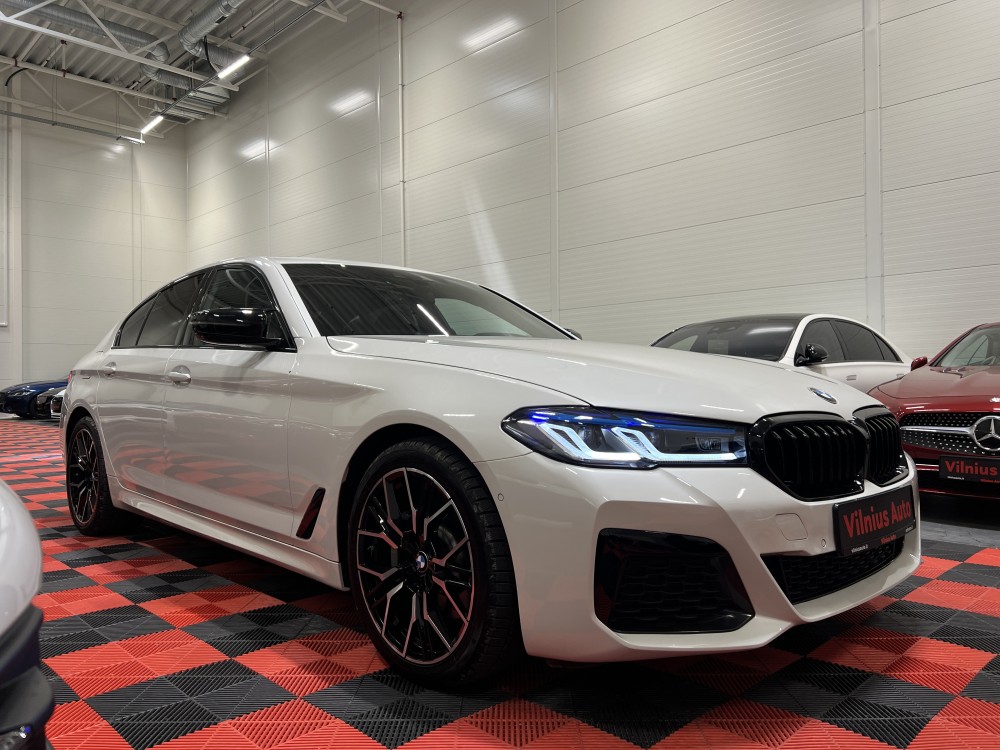 2019 BMW 530
