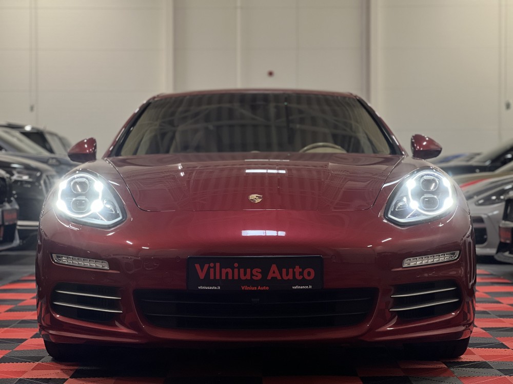2014 Porsche Panamera