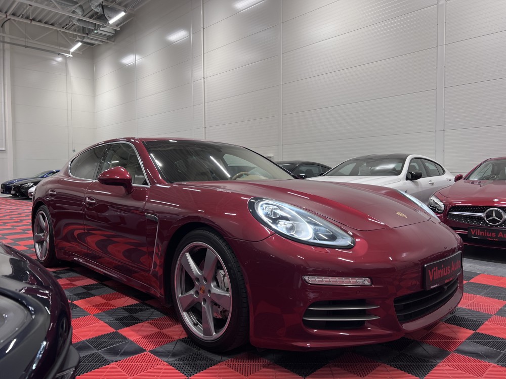 2014 Porsche Panamera