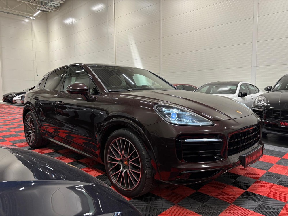 2022 Porsche Cayenne Coupe