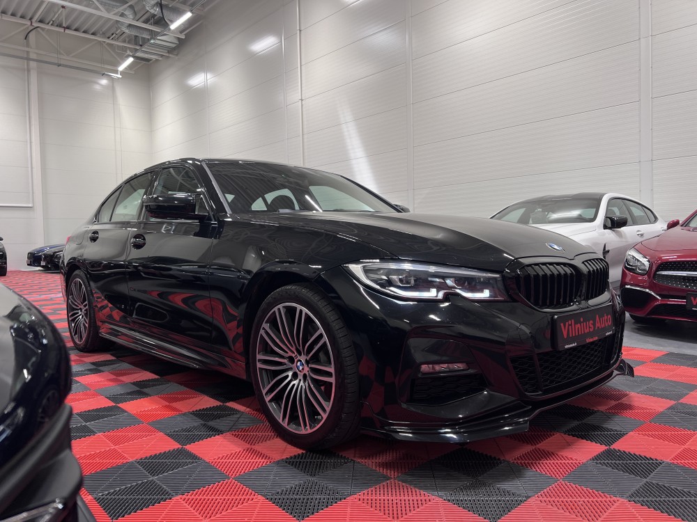 2020 BMW 330