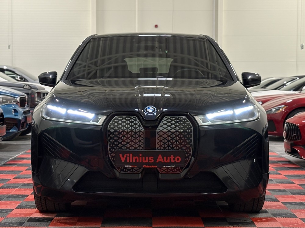 2024 BMW iX