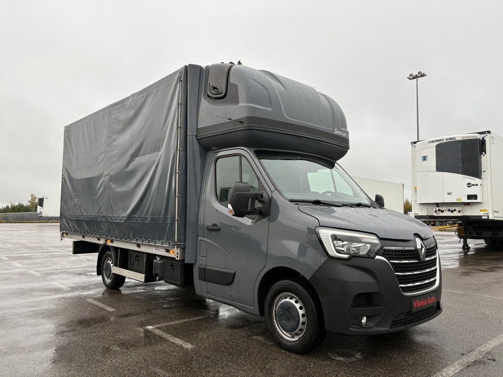 2022 Renault Master