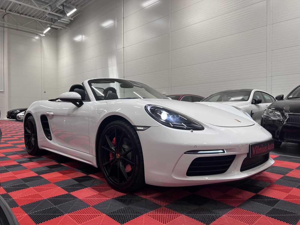2017 Porsche Boxster