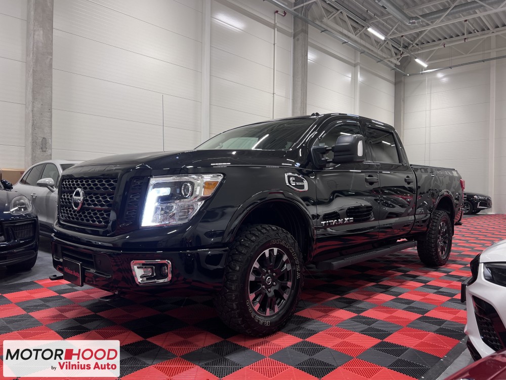2019 Nissan Titan