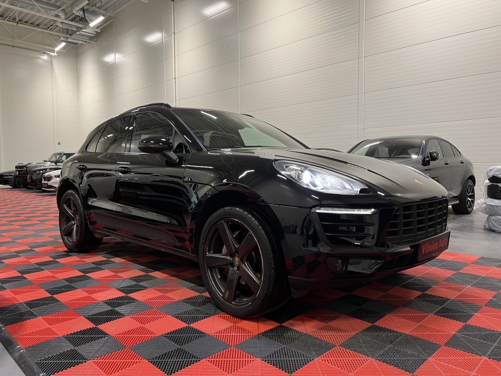 2015 Porsche Macan