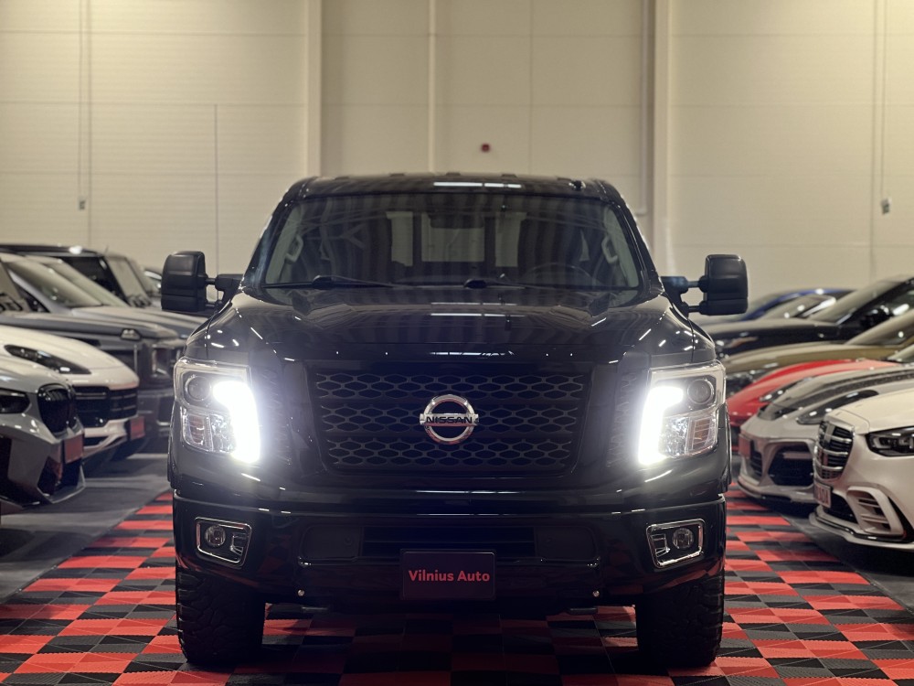 2019 Nissan Titan