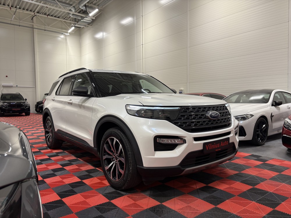 2021 Ford Explorer