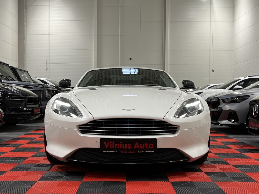 2015 Aston Martin DB9