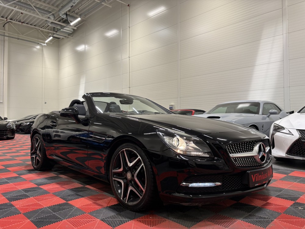 2016 Mercedes-Benz SLK300