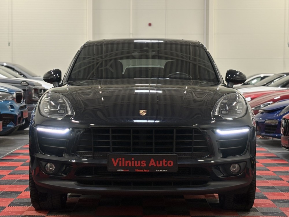 2017 Porsche Macan